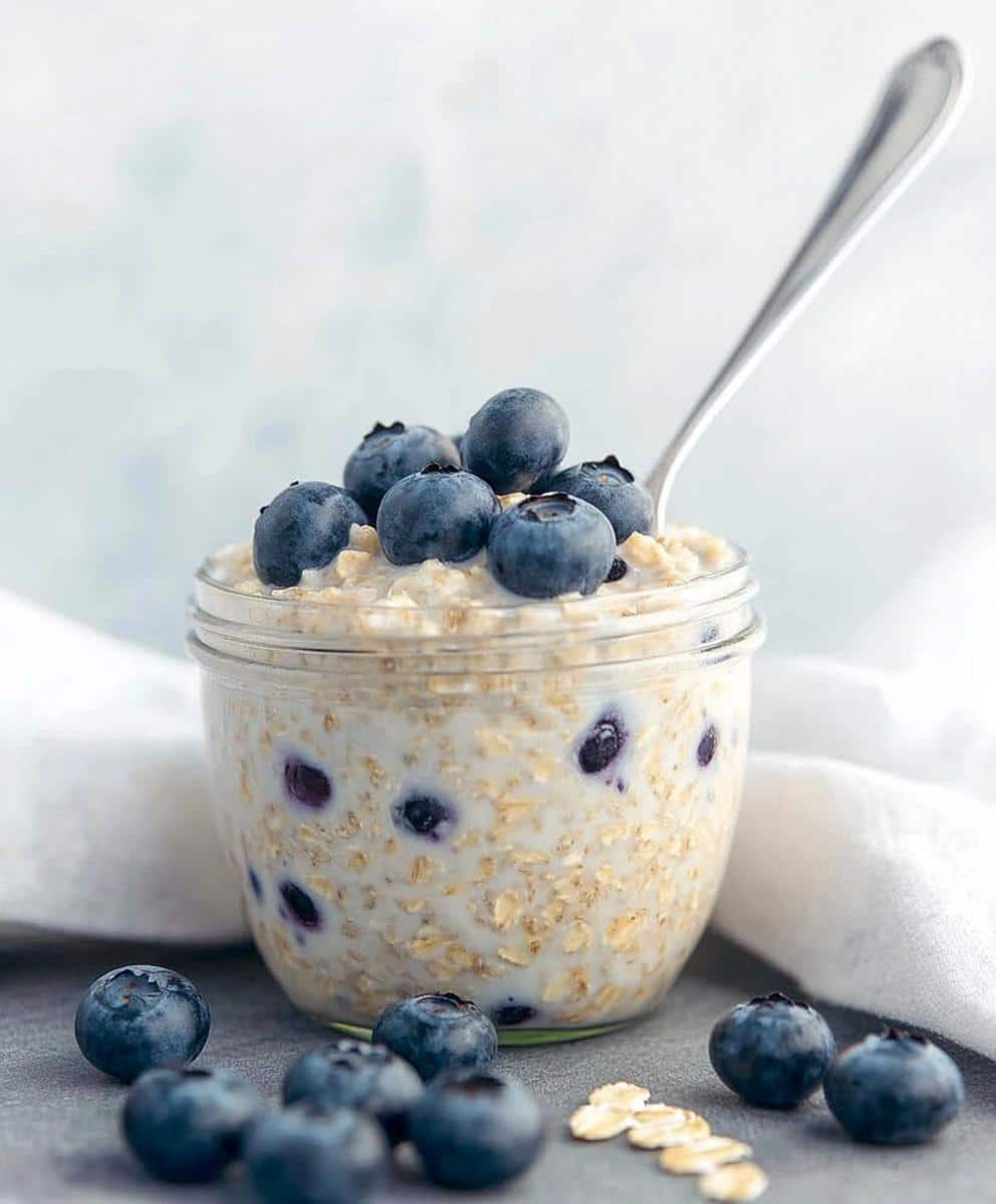 Blueberry Overnight Oats Recipe