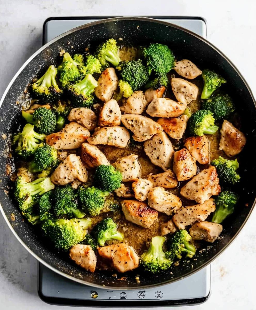 Garlic Chicken With Broccoli And Spinach Recipe